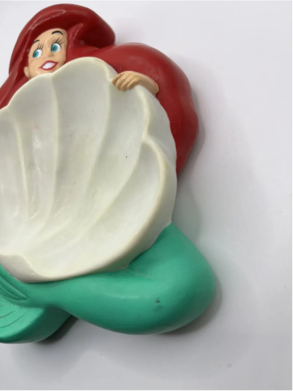 VTG Avon Disney The Little Mermaid Ariel Rubber Floating Soap Dish CUTE
